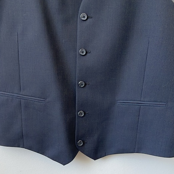 NWT Egara Vest Mens medium - Picture 3 of 8